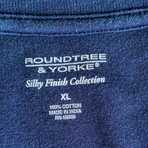 Roundtree & Yourke Long Sleeved Polo Shirt - Picture 5 of 8